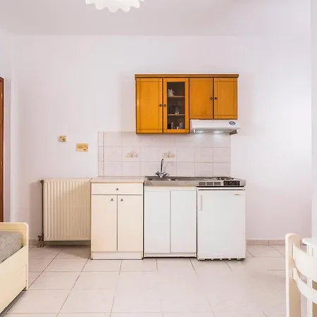 Captain Michalis Apartment *